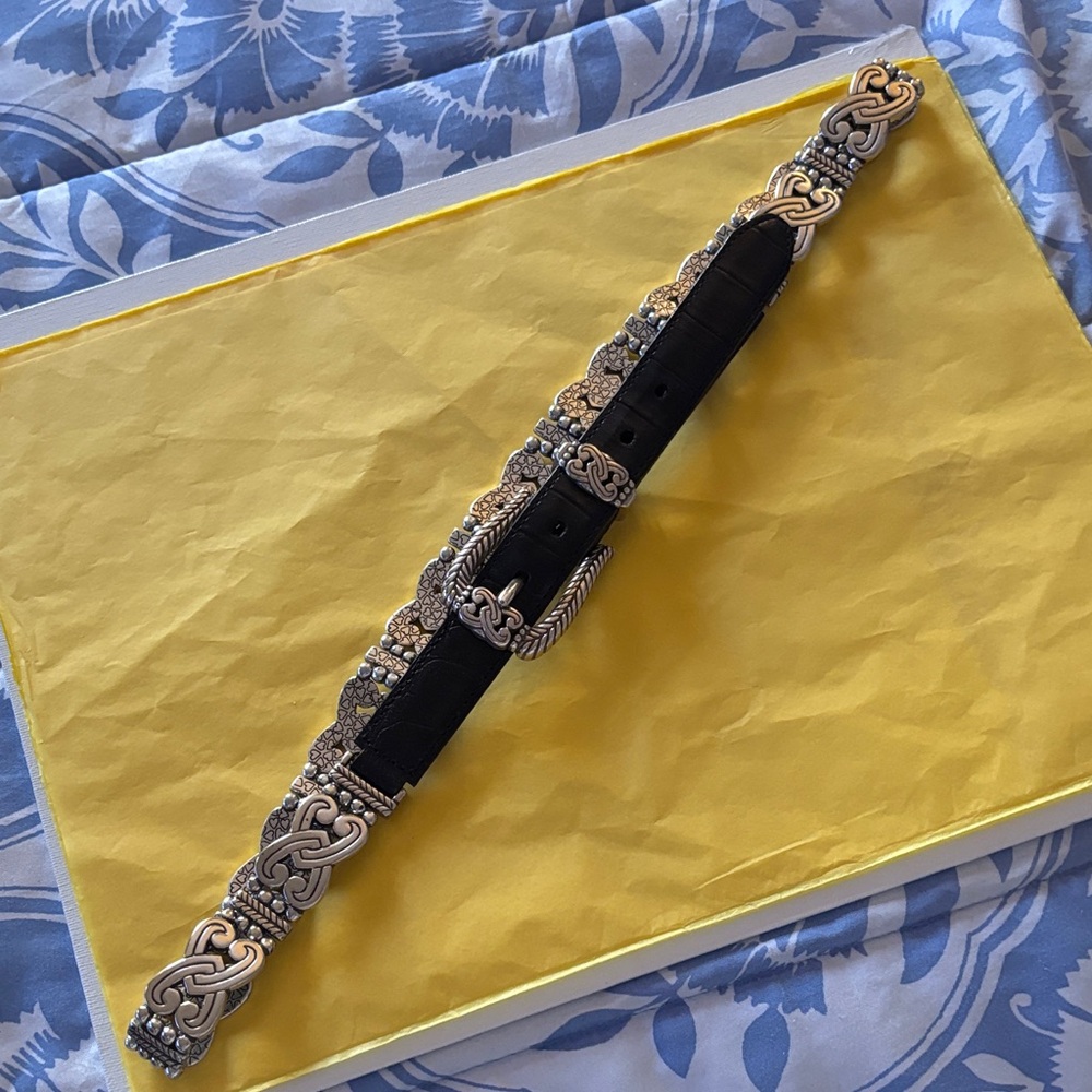 Brighton Silver Tone Belt with Black Leather Detail. — Style B2503 Size L